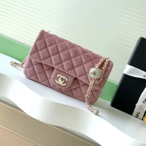 25a diamond ball cf velvet bag