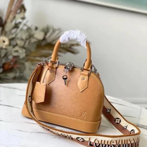 Alma BB Bag ( Limited edition )