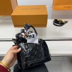 Alma Nano Bag