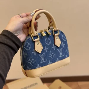 Alma Nano Bag