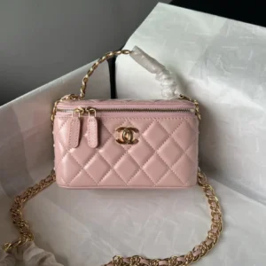 CLUTCH WITH CHAIN