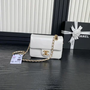Chane1❄️24k 🛑AS5218 CF medieval new AP7500
