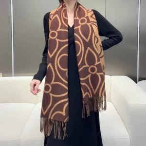LV In Bloom scarf AP1500