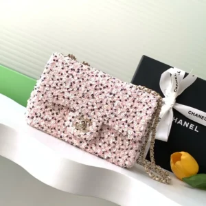 The special glitter is Cf apricot 💕AP9800