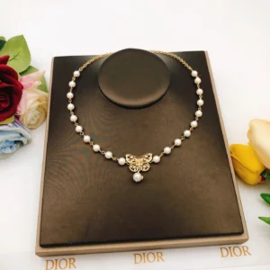 dio* latest 🆕🆕 pearl butterfly Necklace