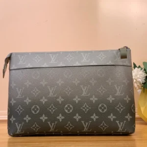【POCHETTE VOYAGE SOUPLE with bag 】 Gradient Green Flower (make old version) ✨P4500