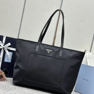 🎉 The new Tote bag 🎉AP5500