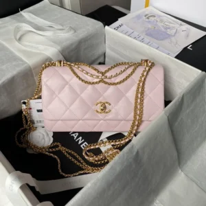 💟 The classic exploding cover bag AP8300 is full of luxury
