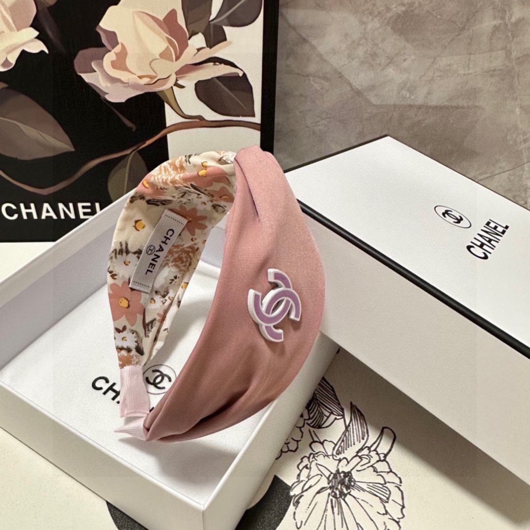 Blush Pink & Floral Contrast Headband – Soft Satin Finish with Logo Accent - 图片 7