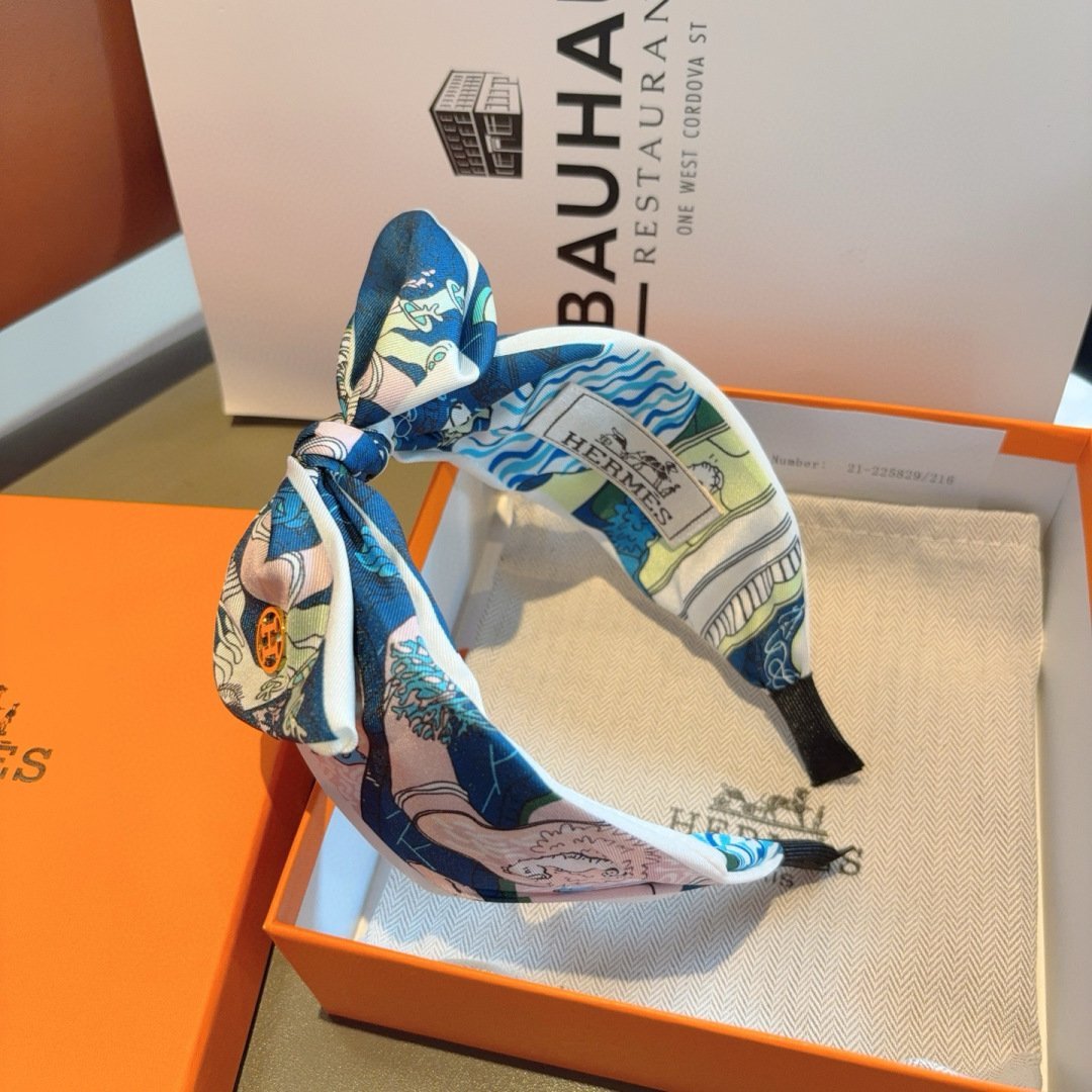 HERMÈS Silk Bow Headband in Ocean Blue Print · Luxury Twilly-Inspired Hair Accessory - 图片 5