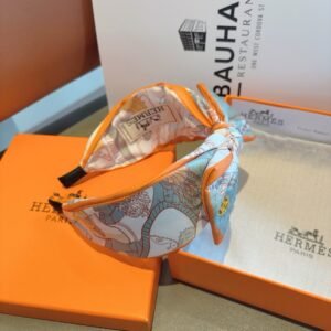 HERMÈS Orange Trim Silk Bow Headband · Signature Twill Print & Iconic Parisian Finish