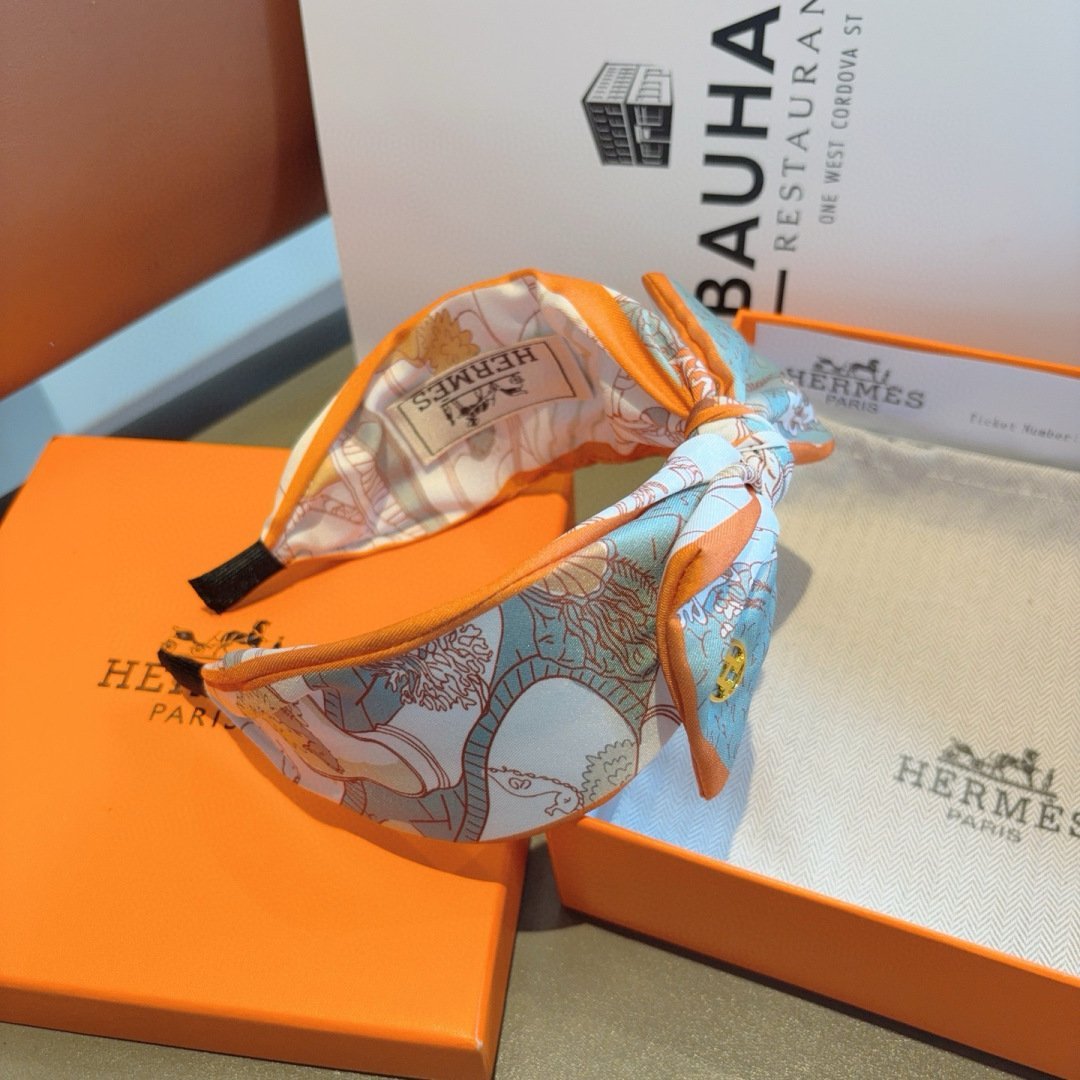HERMÈS Orange Trim Silk Bow Headband · Signature Twill Print & Iconic Parisian Finish