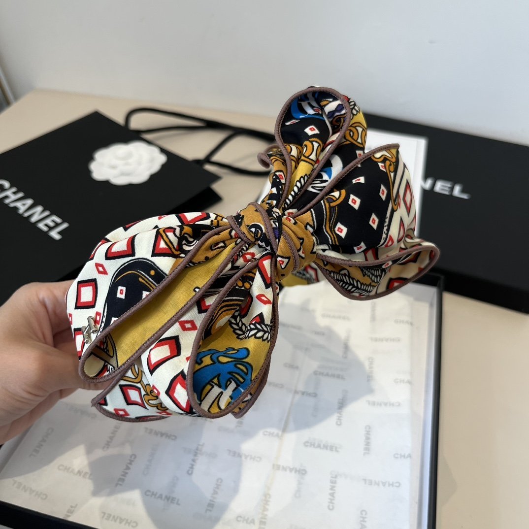 HERMÈS Printed Silk Bow Headband · Equestrian Motif & Retro Color Fusion - 图片 2