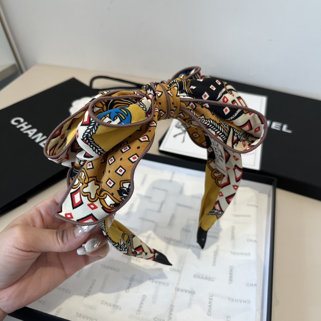 HERMÈS Printed Silk Bow Headband · Equestrian Motif & Retro Color Fusion - 图片 3