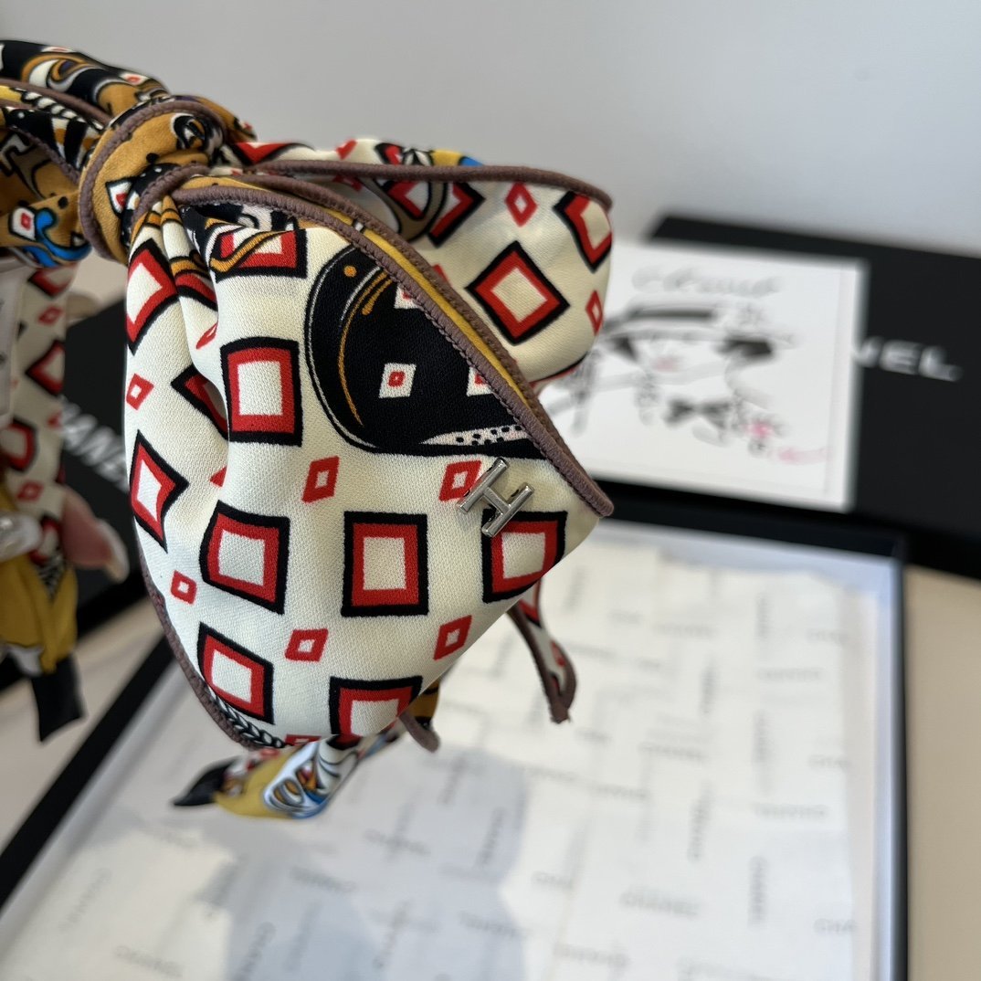 HERMÈS Printed Silk Bow Headband · Equestrian Motif & Retro Color Fusion - 图片 6