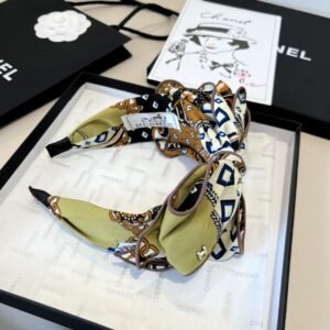 HERMÈS Twilly Silk Bow Headband · Olive Green & Baroque Motif Accessory