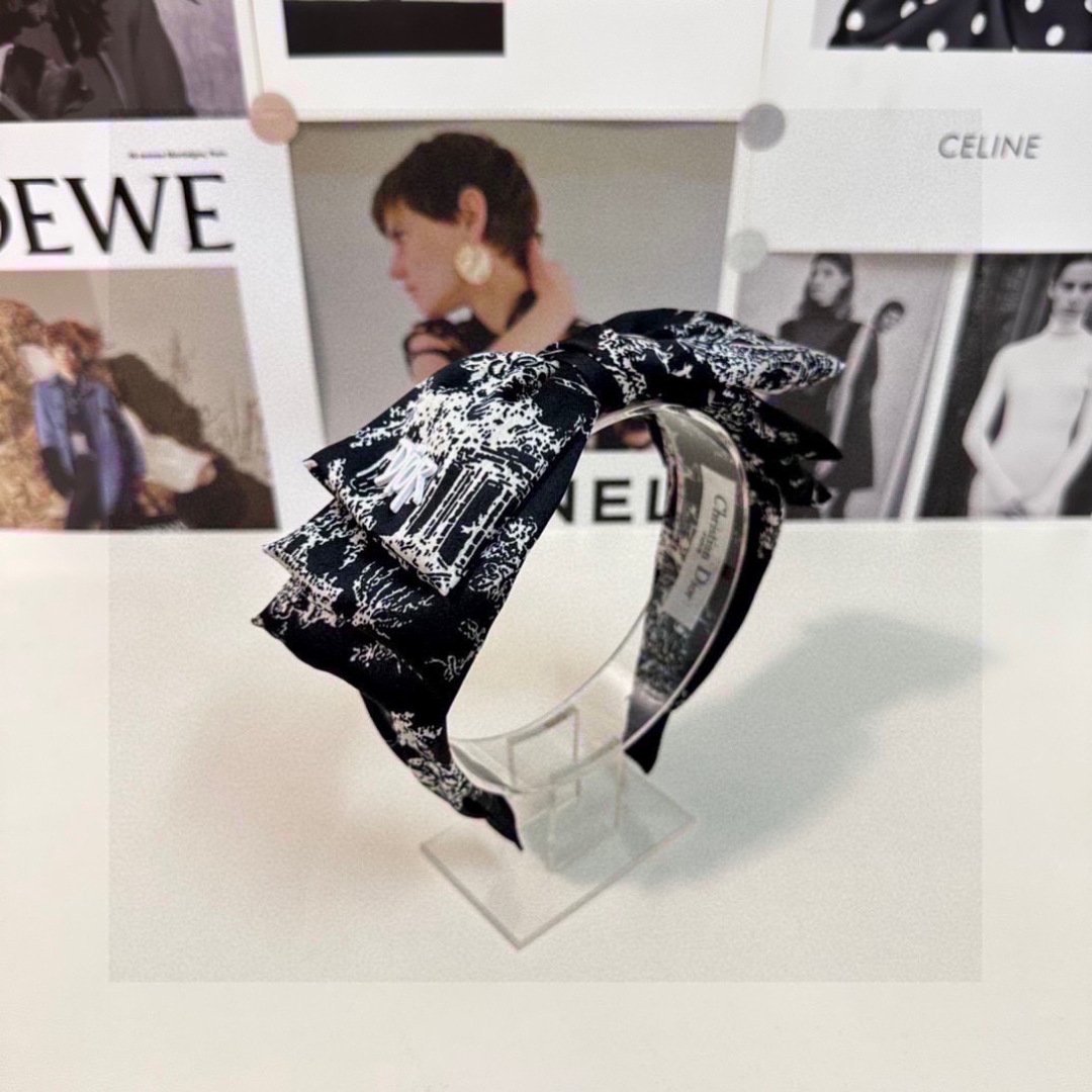 Navy Toile de Jouy Bow Headband – Satin Finish with Dior-Inspired Logo - 图片 2