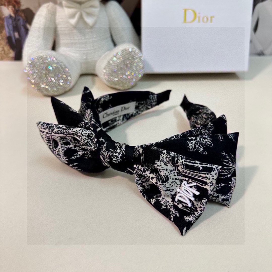 Navy Toile de Jouy Bow Headband – Satin Finish with Dior-Inspired Logo - 图片 4