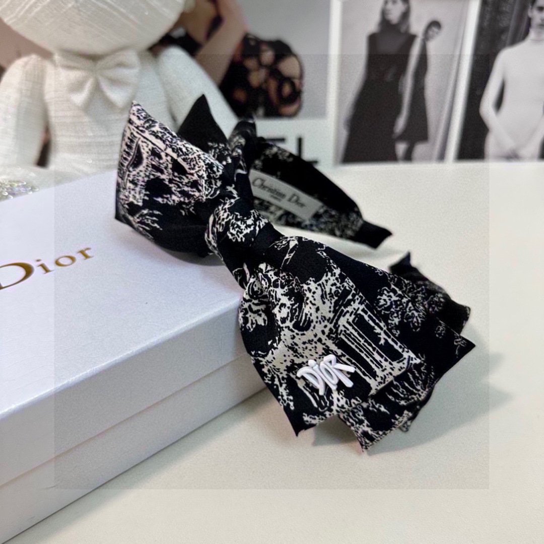 Navy Toile de Jouy Bow Headband – Satin Finish with Dior-Inspired Logo - 图片 6
