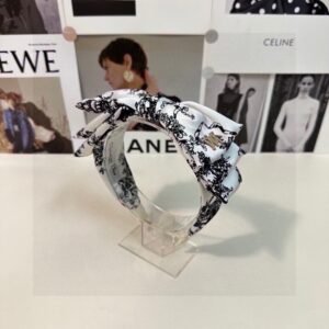 Toile de Jouy Bow Headband – Black & White Satin with Dior-Inspired Detail