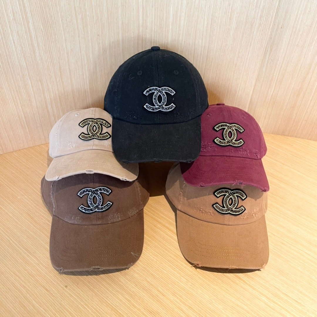 CHANEL Vintage Brown Crystal Logo Distressed Cotton Baseball Cap - 图片 2