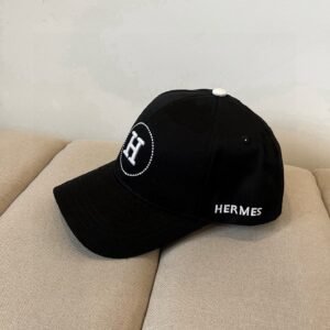HERMÈS Black Cotton Cap with Signature Circle H Embroidery