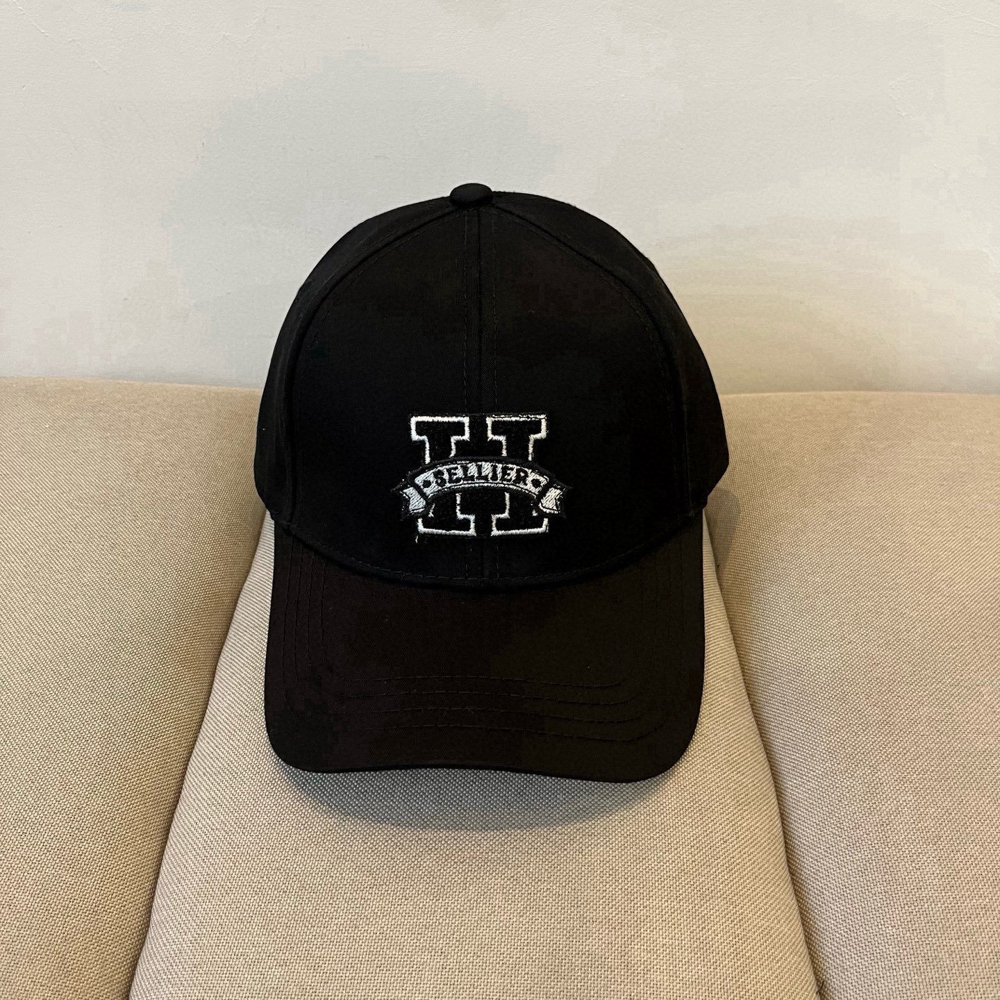 HERMÈS Black “H Sellier” Embroidered Baseball Cap in Signature Cotton Twill