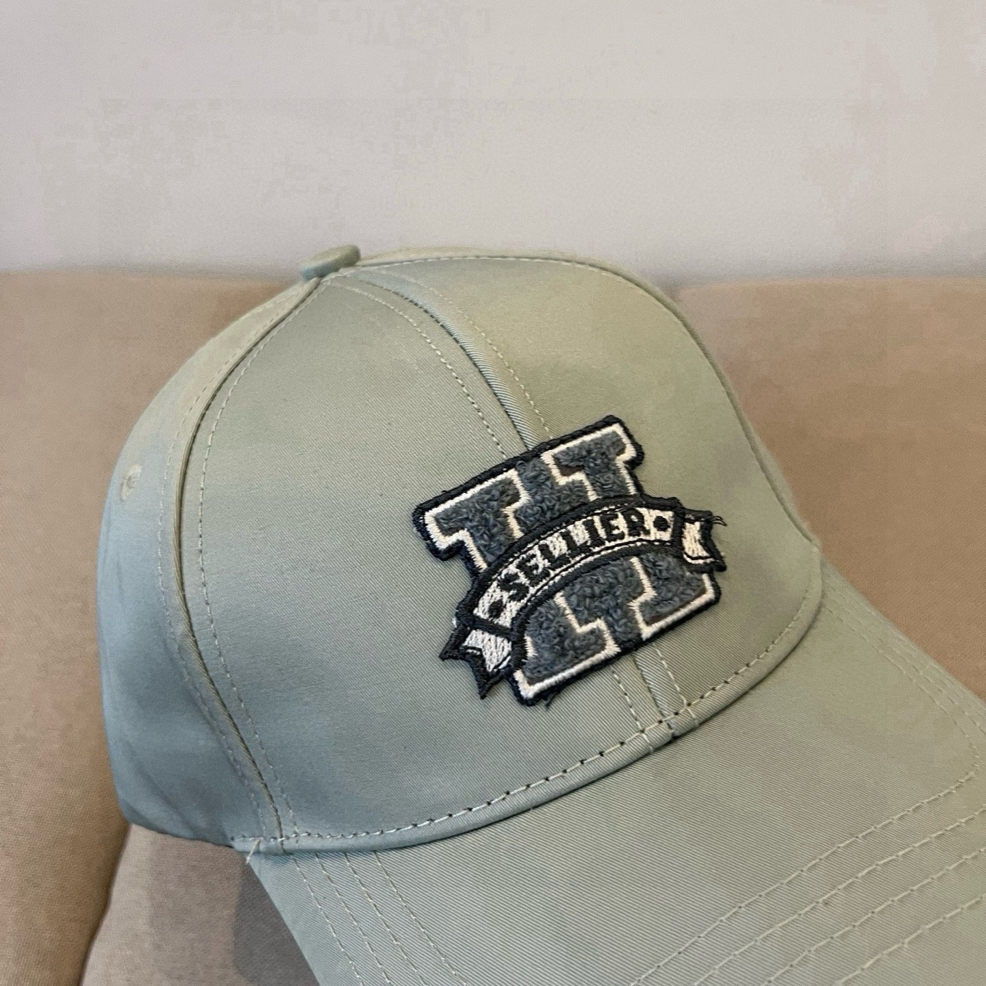 HERMÈS Sage Green Varsity “H” Baseball Cap in Classic Cotton Twill - 图片 2