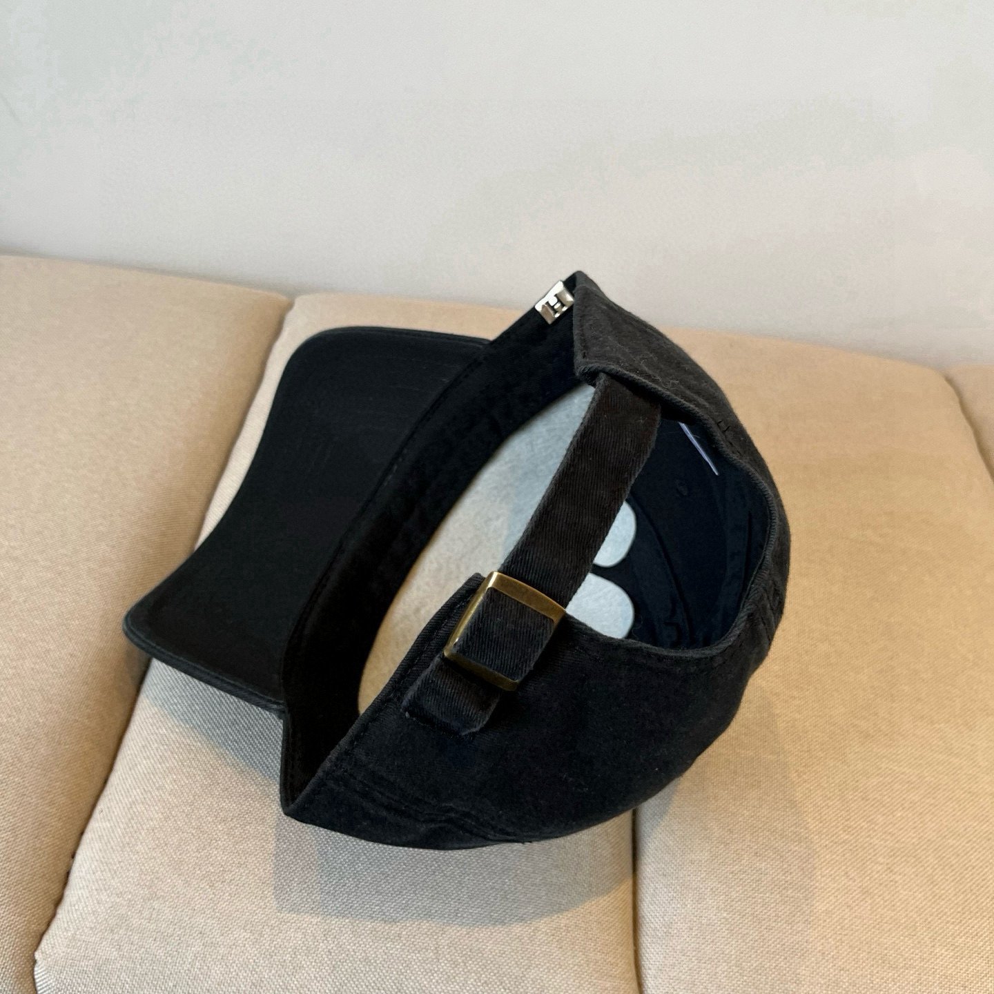 HERMÈS Classic Black Cotton Baseball Cap for Elevated Simplicity - 图片 5