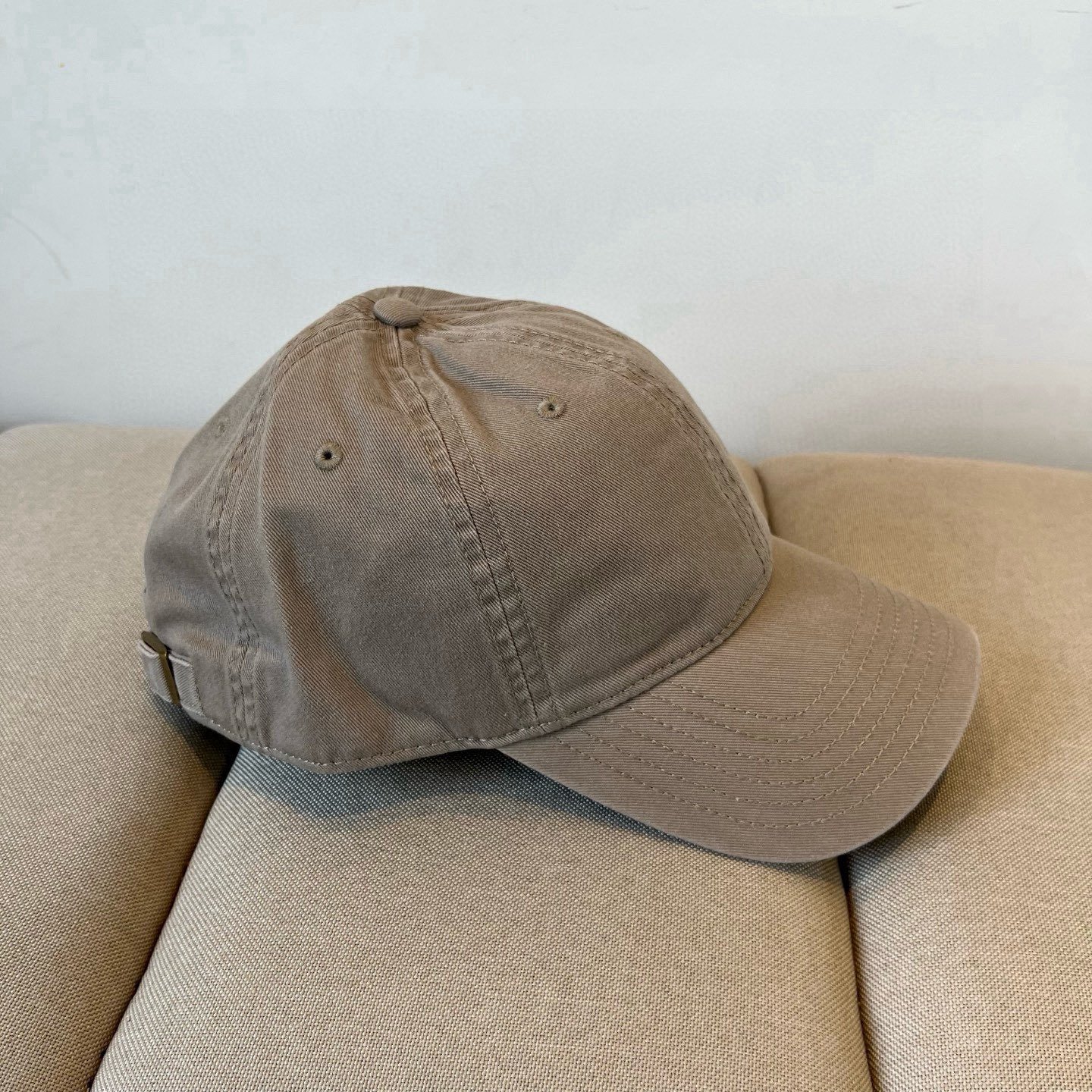 HERMÈS Sandstone Cotton Baseball Cap for Minimalist Refinement - 图片 4