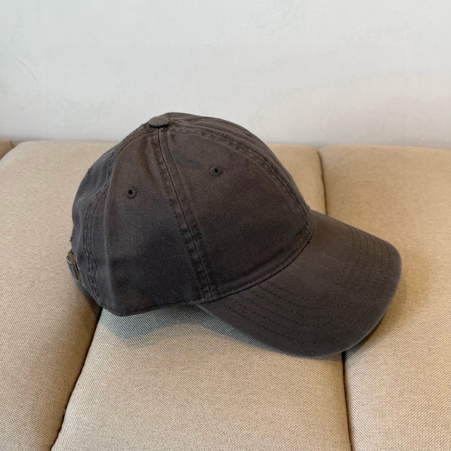 HERMÈS Charcoal Washed Cotton Baseball Cap for Effortless Sophistication - 图片 4