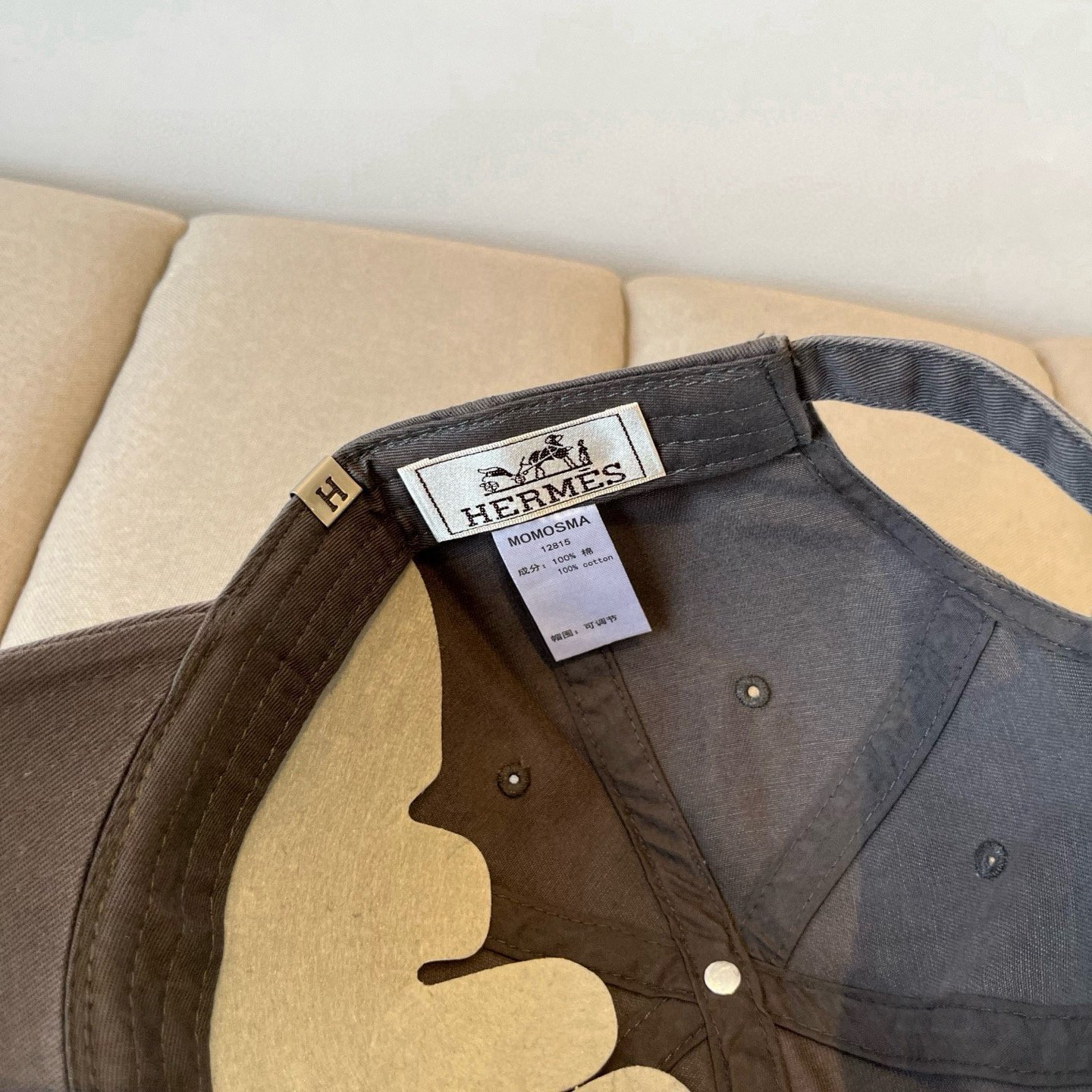 HERMÈS Charcoal Washed Cotton Baseball Cap for Effortless Sophistication - 图片 6