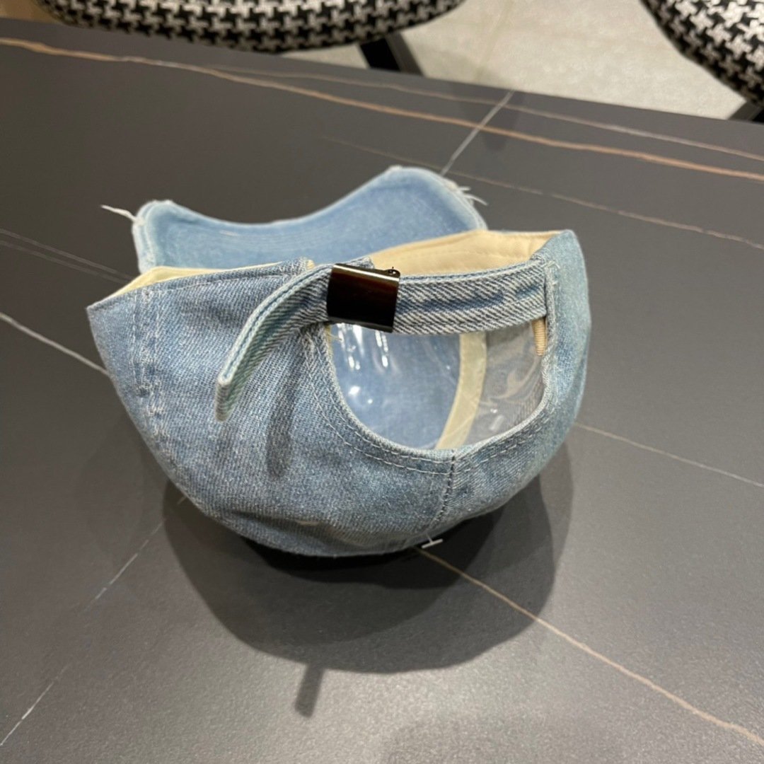 Dior Pale Blue Distressed Denim Baseball Cap with Satin Bows - 图片 11