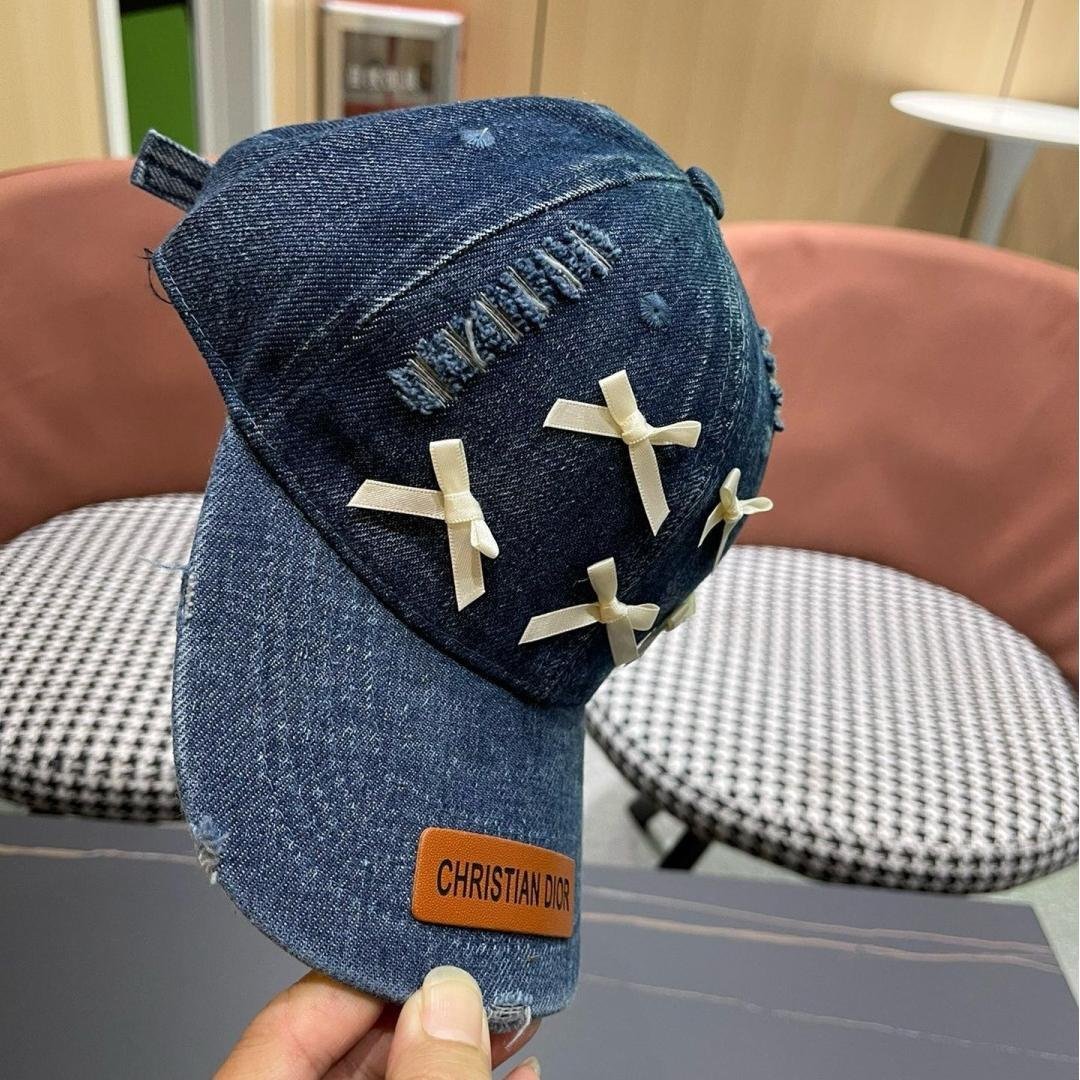 Dior Light Blue Denim Baseball Cap with Satin Bows & Leather Logo Patch - 图片 8
