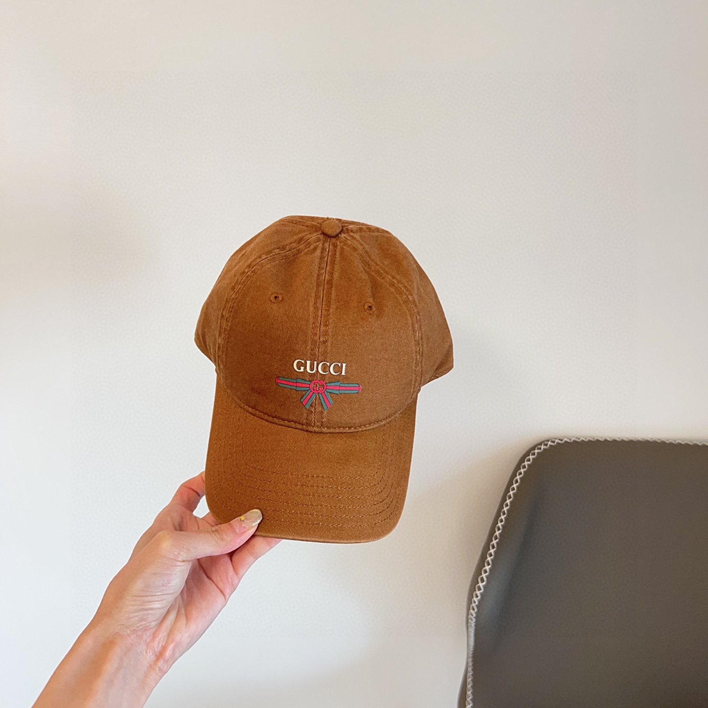 Gucci 2025 Unisex Caramel Brown Baseball Cap – Signature Web Ribbon Accent - 图片 3