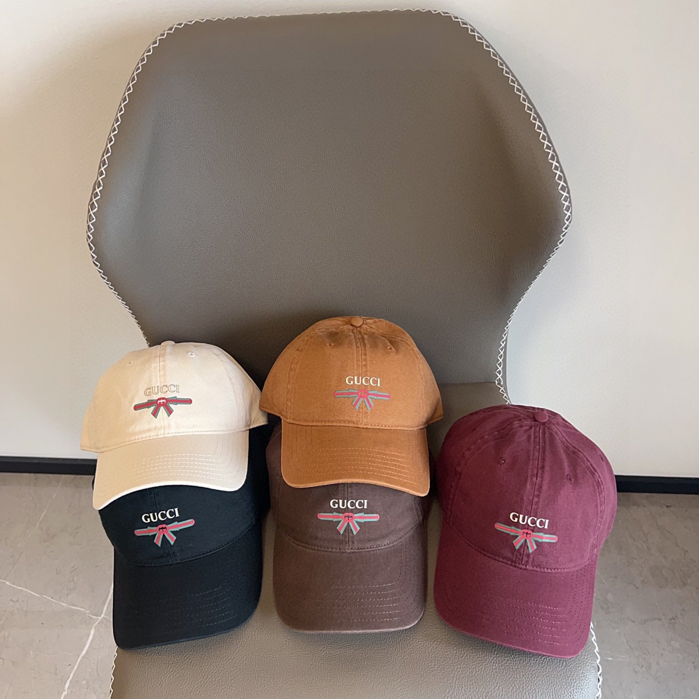 Gucci 2025 Unisex Caramel Brown Baseball Cap – Signature Web Ribbon Accent - 图片 5
