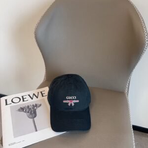 Gucci 2025 Classic Black Baseball Cap – Unisex Cotton Hat with Web Bow Logo
