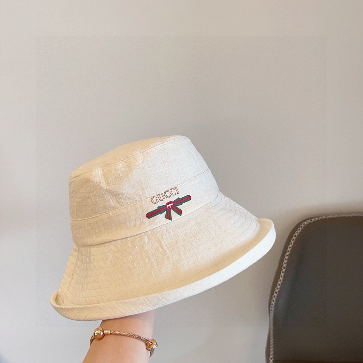 Gucci 2025 Wide-Brim Linen Cotton Bucket Hat – Foldable Summer Essential - 图片 2