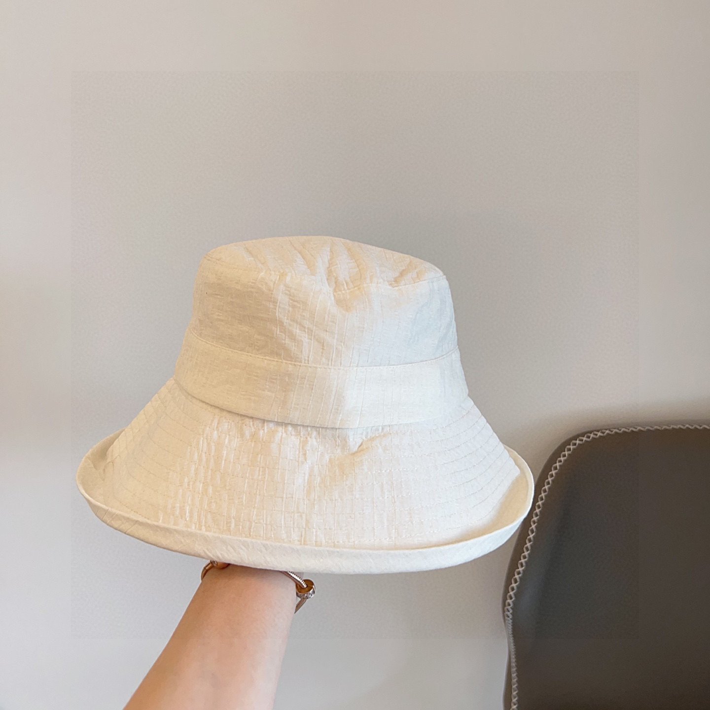 Gucci 2025 Wide-Brim Linen Cotton Bucket Hat – Foldable Summer Essential - 图片 6