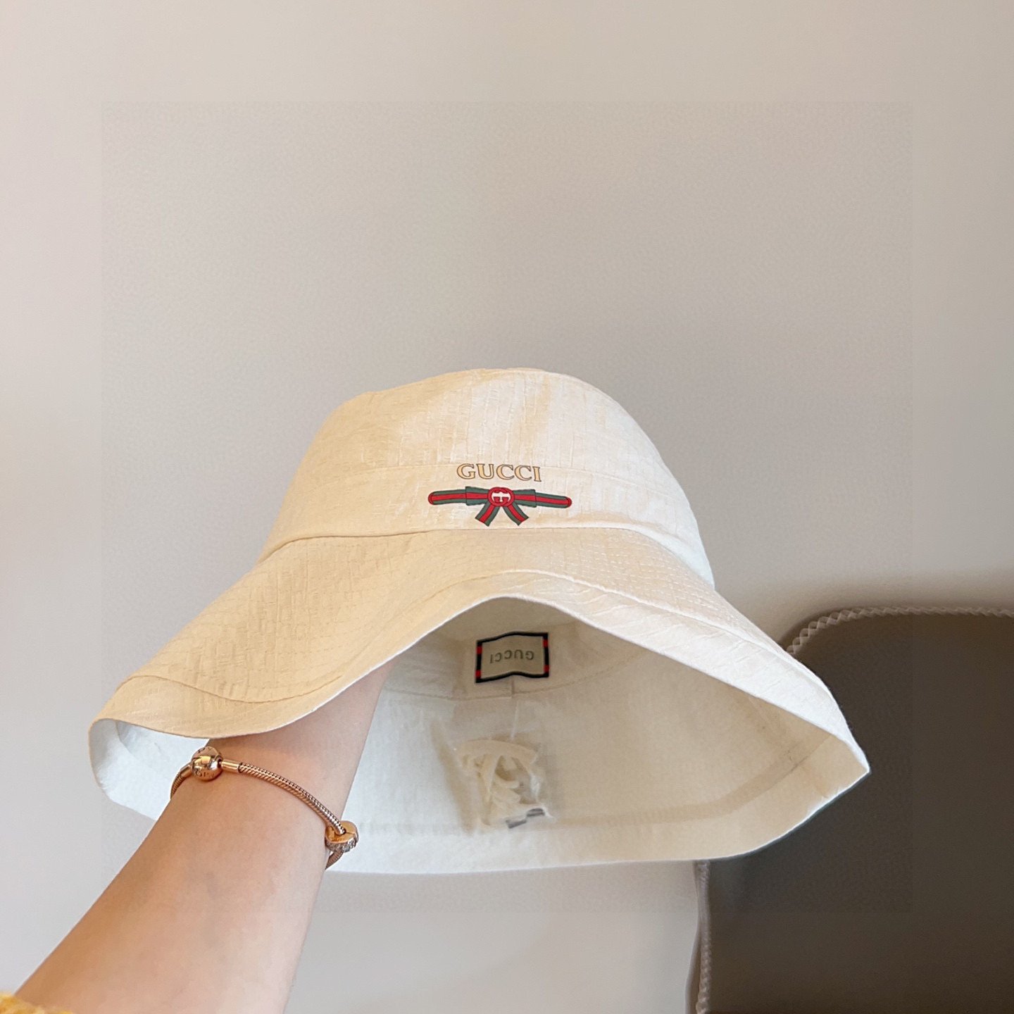 Gucci 2025 Wide-Brim Linen Cotton Bucket Hat – Foldable Summer Essential - 图片 8