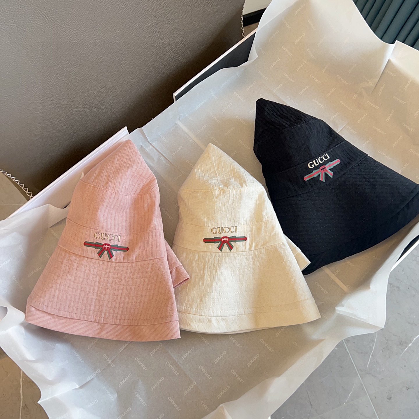 Gucci 2025 Wide-Brim Linen Cotton Bucket Hat – Foldable Summer Essential - 图片 9