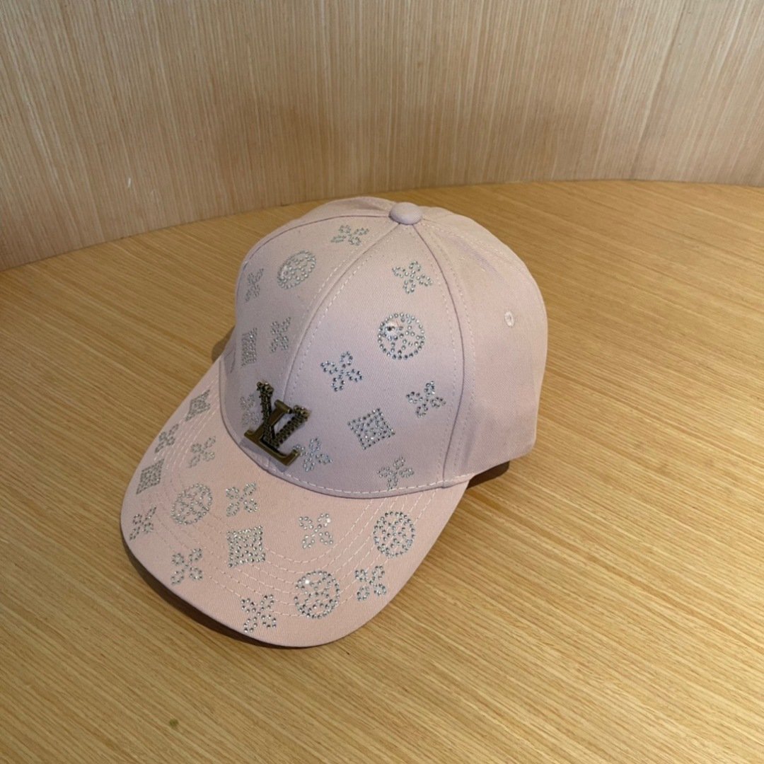 Blush Pink Baseball Cap with Rhinestone Monogram & LV-Inspired Logo - 图片 2