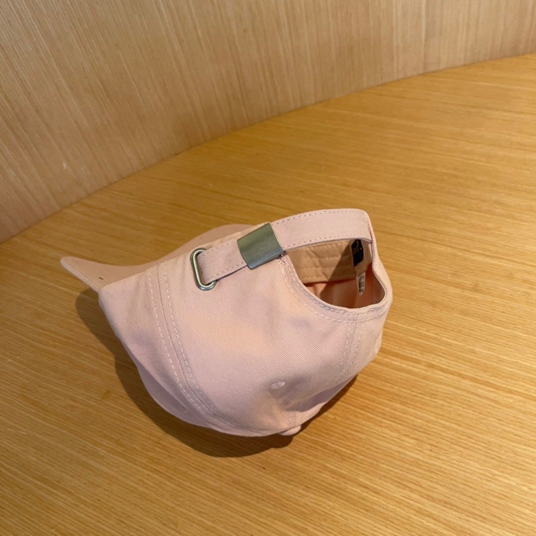 Blush Pink Baseball Cap with Rhinestone Monogram & LV-Inspired Logo - 图片 9