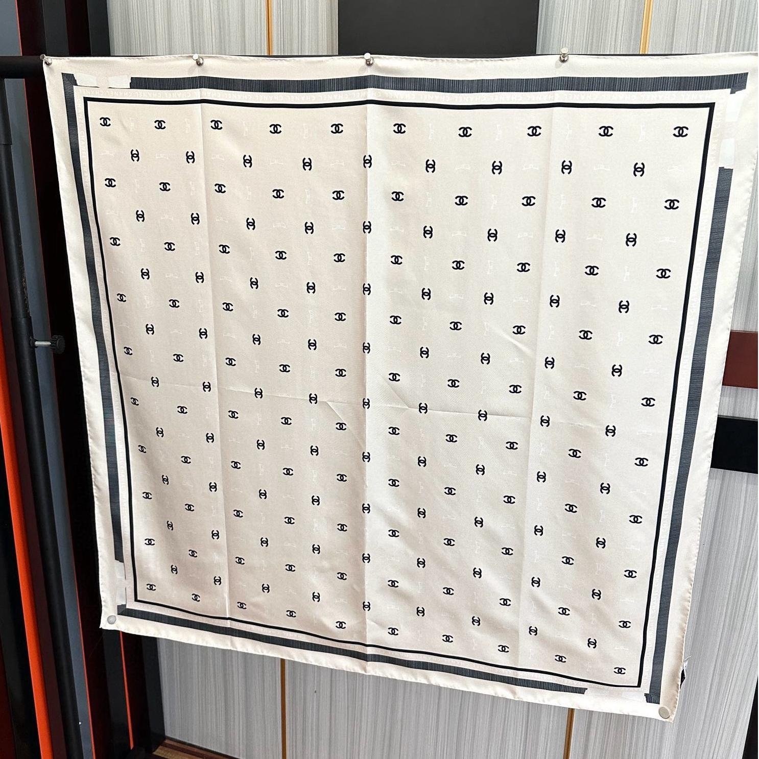 Chanel-Inspired Monogram Silk Scarf – Tonal Bows & CC Print, 90x90cm - 图片 8
