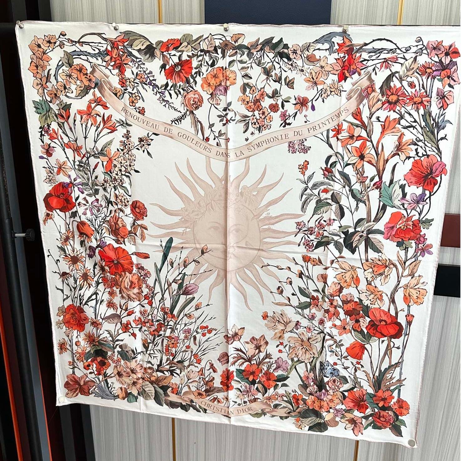 Dior Solar Flora Silk Scarf – Spring/Summer 2025 Limited Edition, 90x90cm - 图片 4