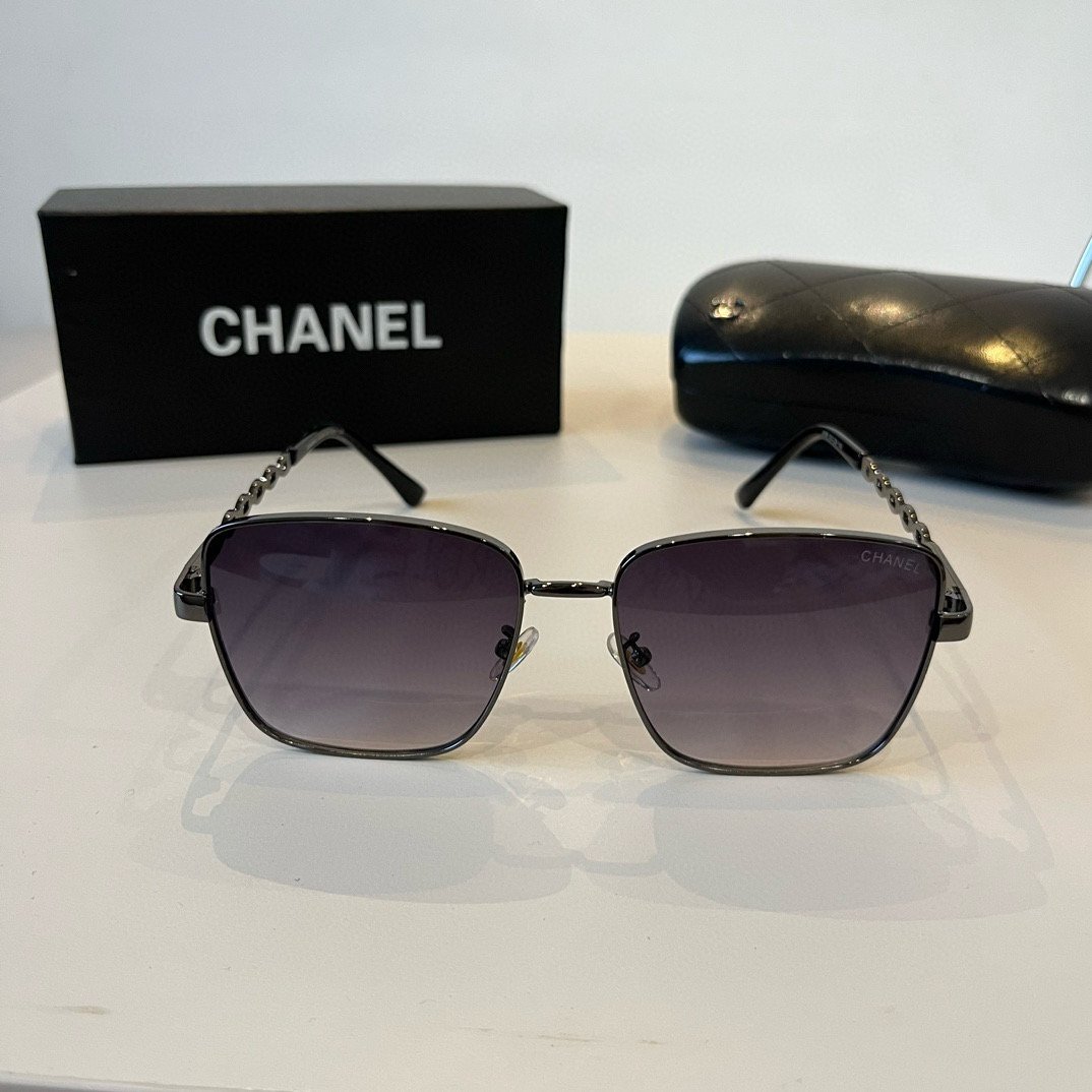 Glossy Black Square Sunglasses with Gradient Lens & Chain Temples · Chanel-Inspired - 图片 3