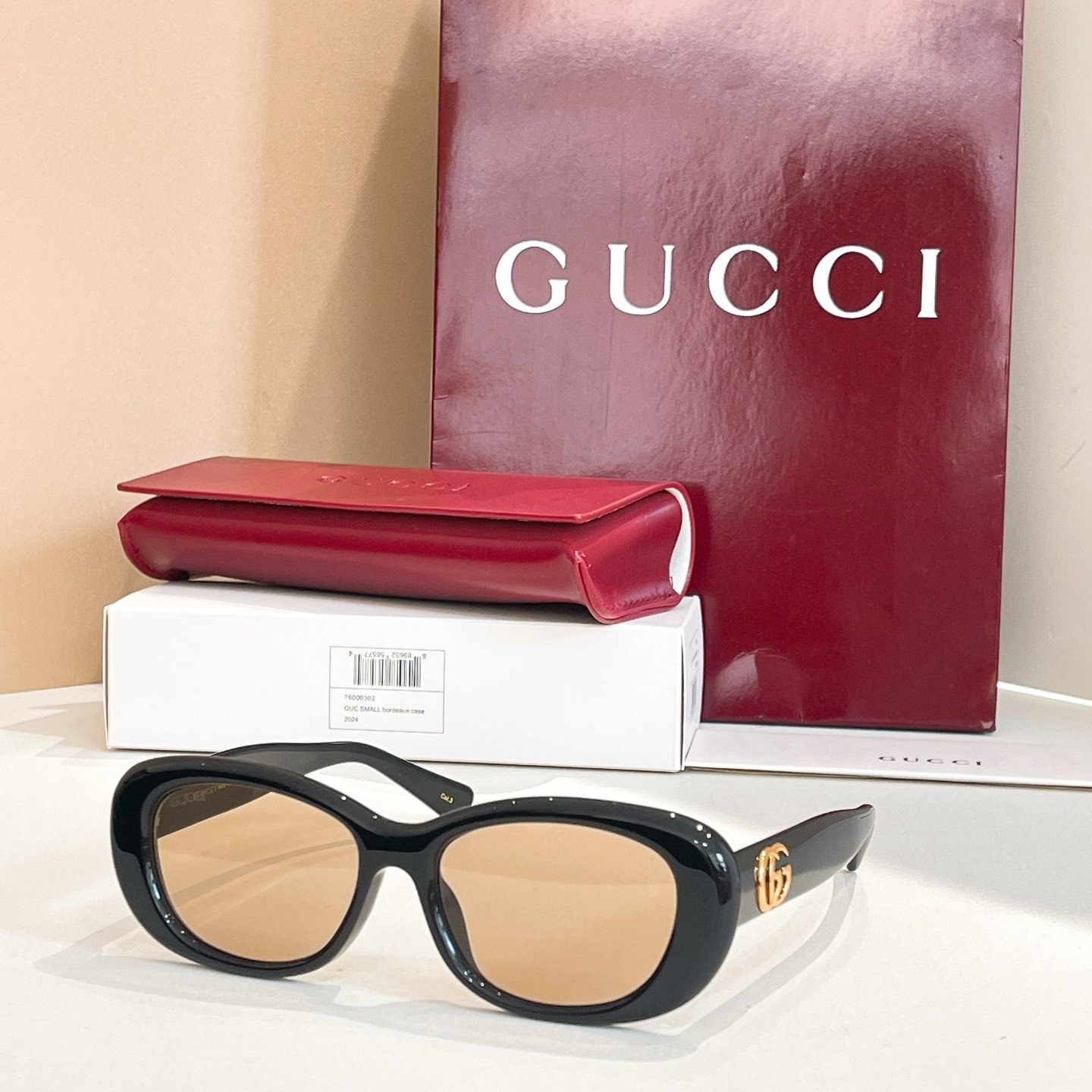 Gucci Oval Frame Sunglasses · Retro Minimalist Design with Gold GG Accent - 图片 4