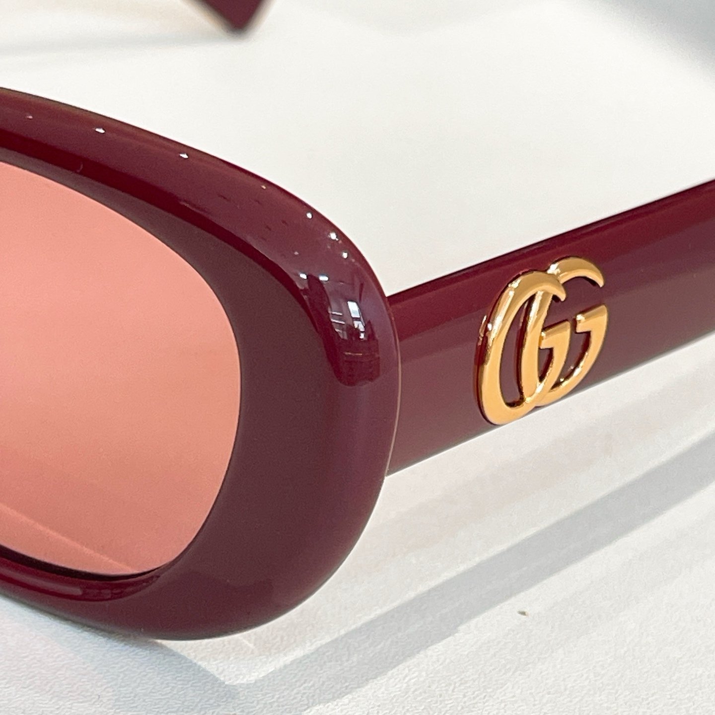 Gucci Oval Frame Sunglasses · Retro Minimalist Design with Gold GG Accent - 图片 6