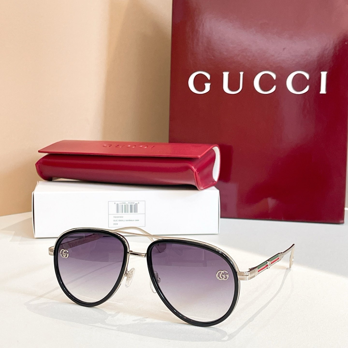 Gucci Retro Aviator Sunglasses · Unisex Metal Frame with Gradient Lenses and Signature Stripe - 图片 3