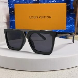 Louis Vuitton Black Square Sunglasses · Bold Frame for Street & Nightlife